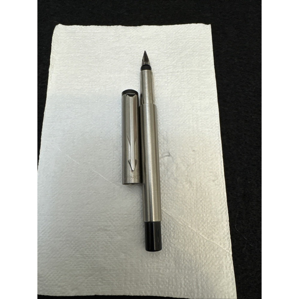 Parker Vector Stainless Steel Medium Nib Fountain pen Made In UK N III